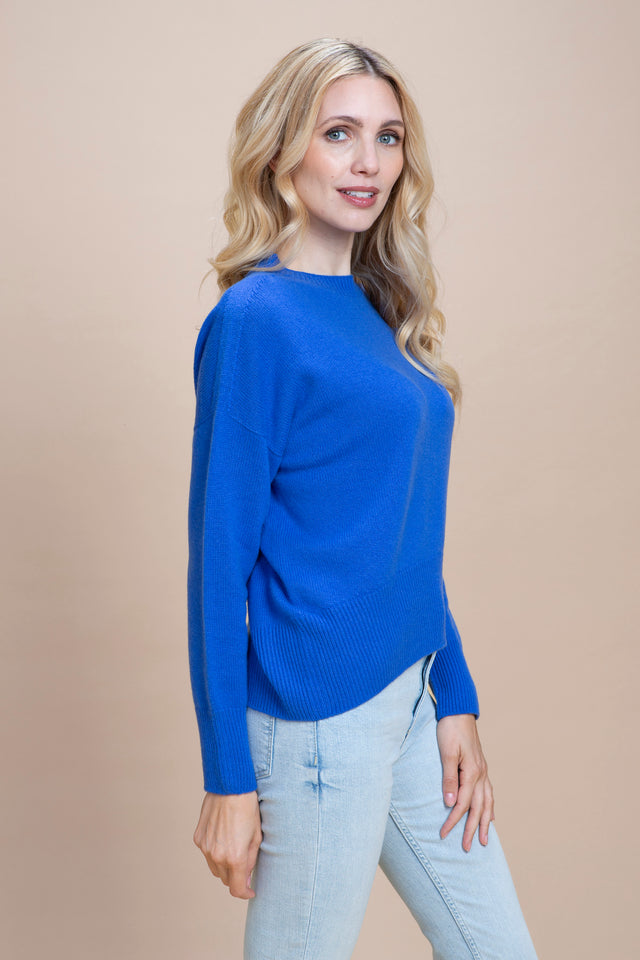 Ischia - 100% Cashmere Front-Rounded Sweater with high cuffs and hem