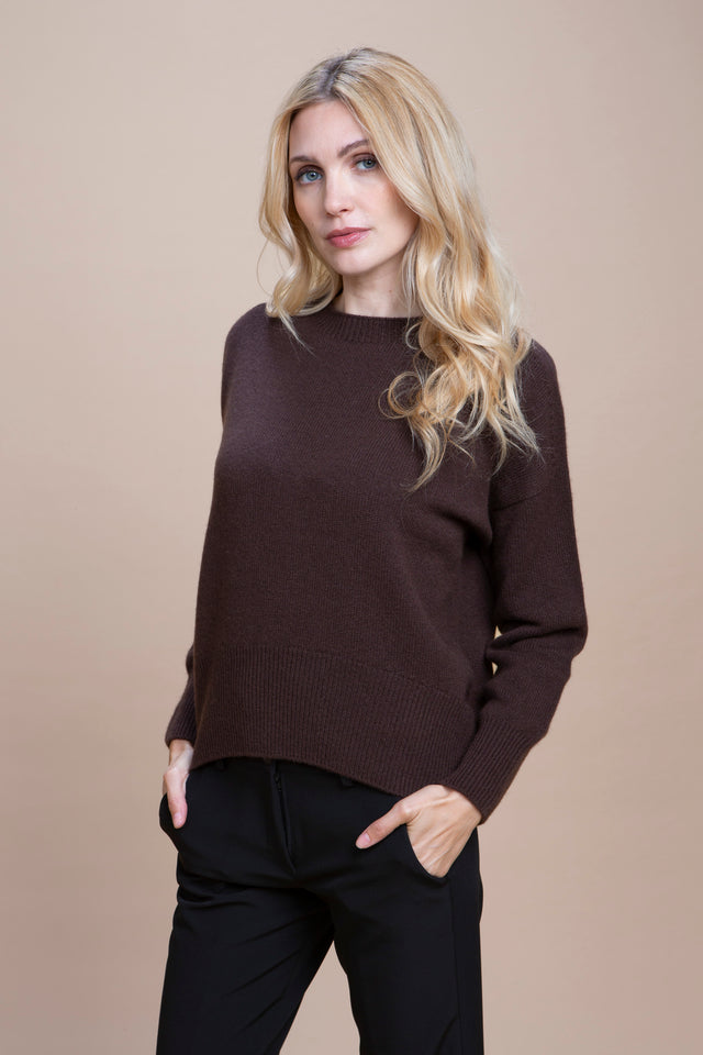 Ischia - 100% Cashmere Front-Rounded Sweater with high cuffs and hem