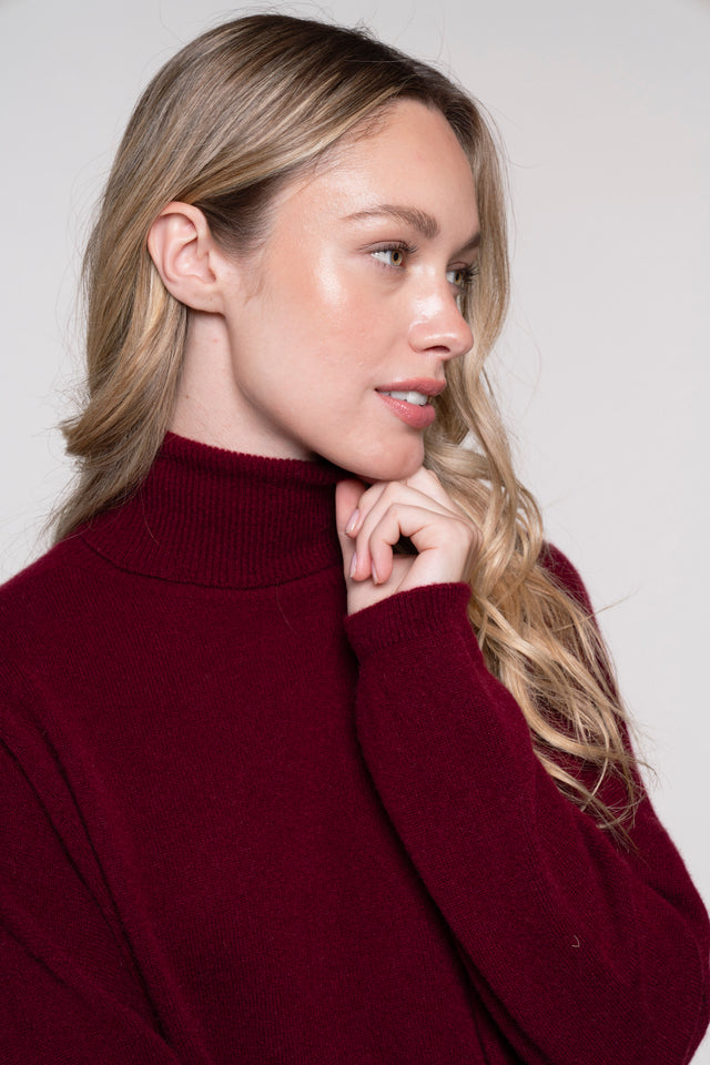 Ostuni - 100% Cashmere Oversize Turtleneck Sweater